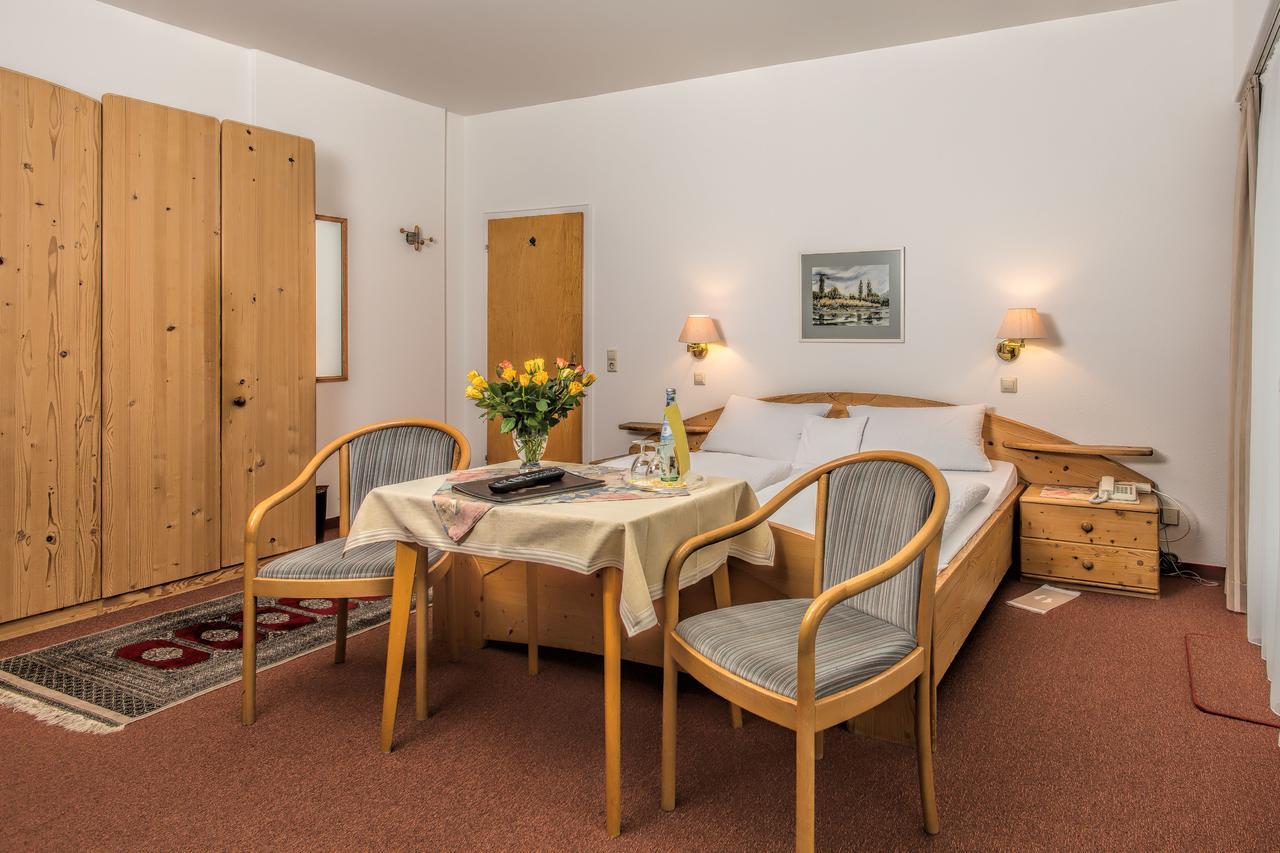 Hotel Pension Café Hasler Bodman-Ludwigshafen Eksteriør billede