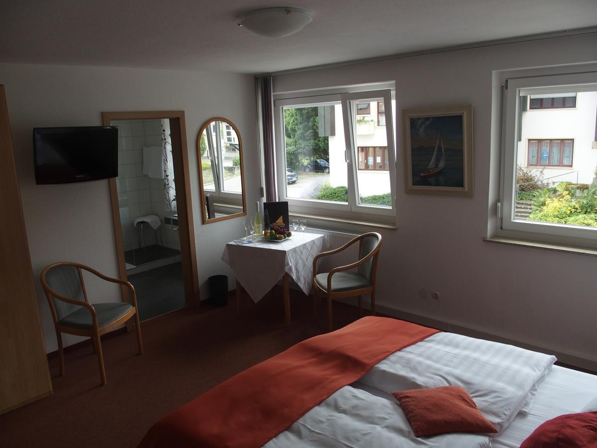 Hotel Pension Café Hasler Bodman-Ludwigshafen Eksteriør billede