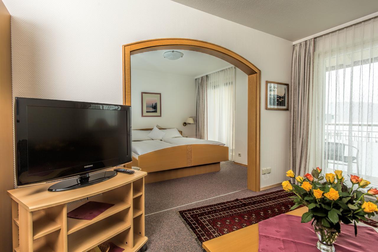 Hotel Pension Café Hasler Bodman-Ludwigshafen Eksteriør billede
